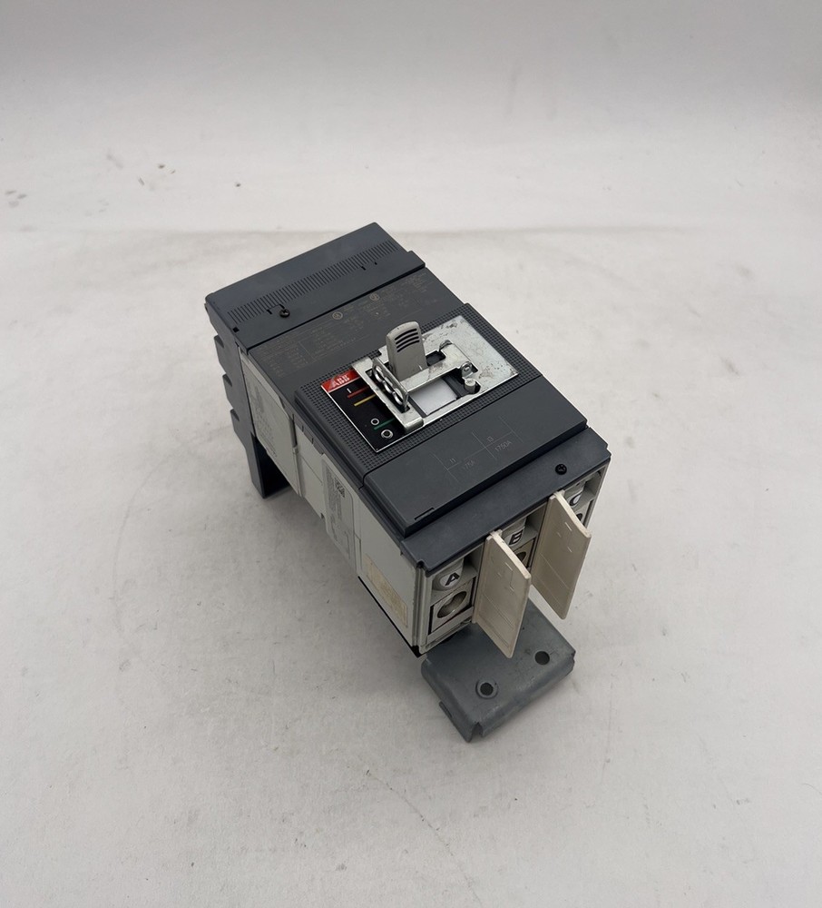Houston Stock New Abb Xt4Hu3175Ayj00Gxxx Reliagear 175 Amp Free 2Day Air Buy Now