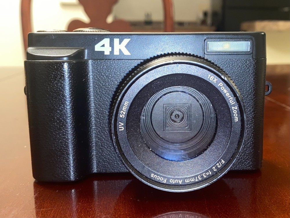 4K Digital  Vlogging Camera for Photography Autofocus, Flip Screen Compact