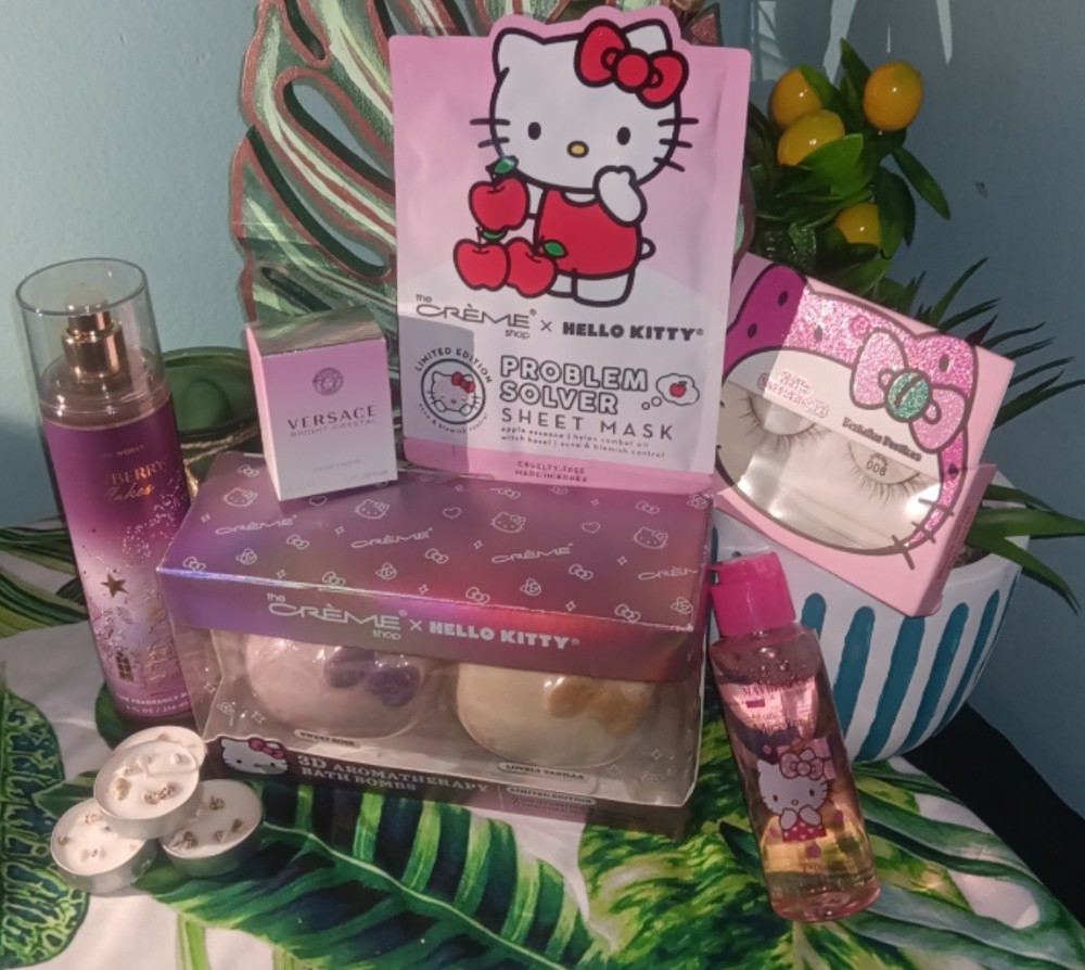 NEW 10 Pc The Crème Shop Hello kitty Skincare/Bath&Body Lot
