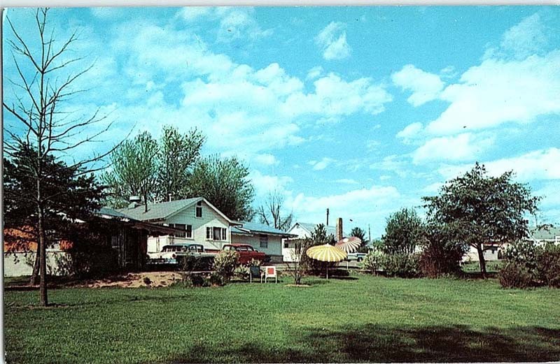 Postcard MOTEL SCENE Nashville Indiana IN m/09 AI7139