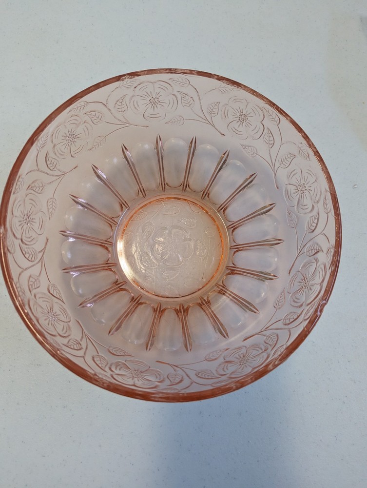 Vintage Pink Depression Glass Serving Bowl 7