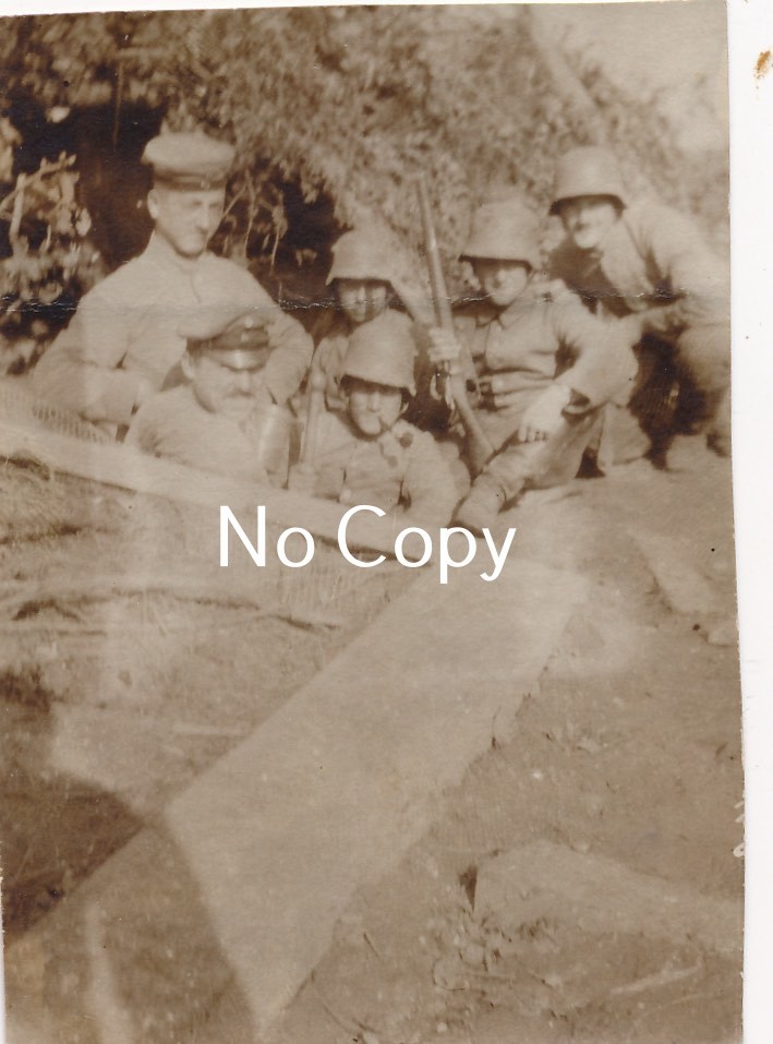 WW1 Soldiers in Trenches with Rifle Steel Helmet Position 1916 Photo X257