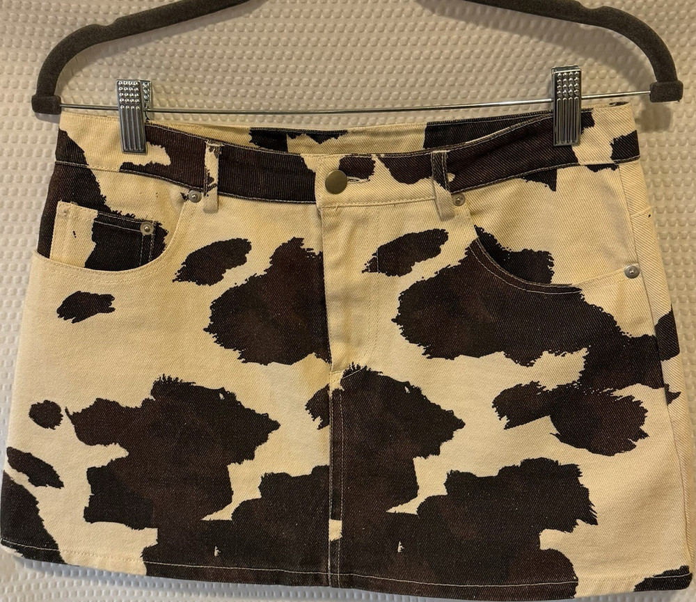 Le Lis M Beige Brown Cow Animal Print Denim Pocket Short Mini Skirt Womens NWT