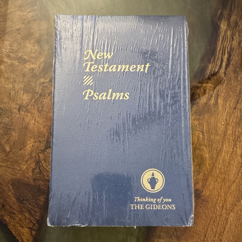The Gideons New Testament with Psalms Hardcover English Adult Bible Book