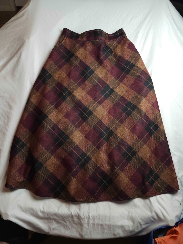 Secaiyiven Skirt Womens Size 2XL Brown Plaid A-Line Midi Pull On Lined Casual