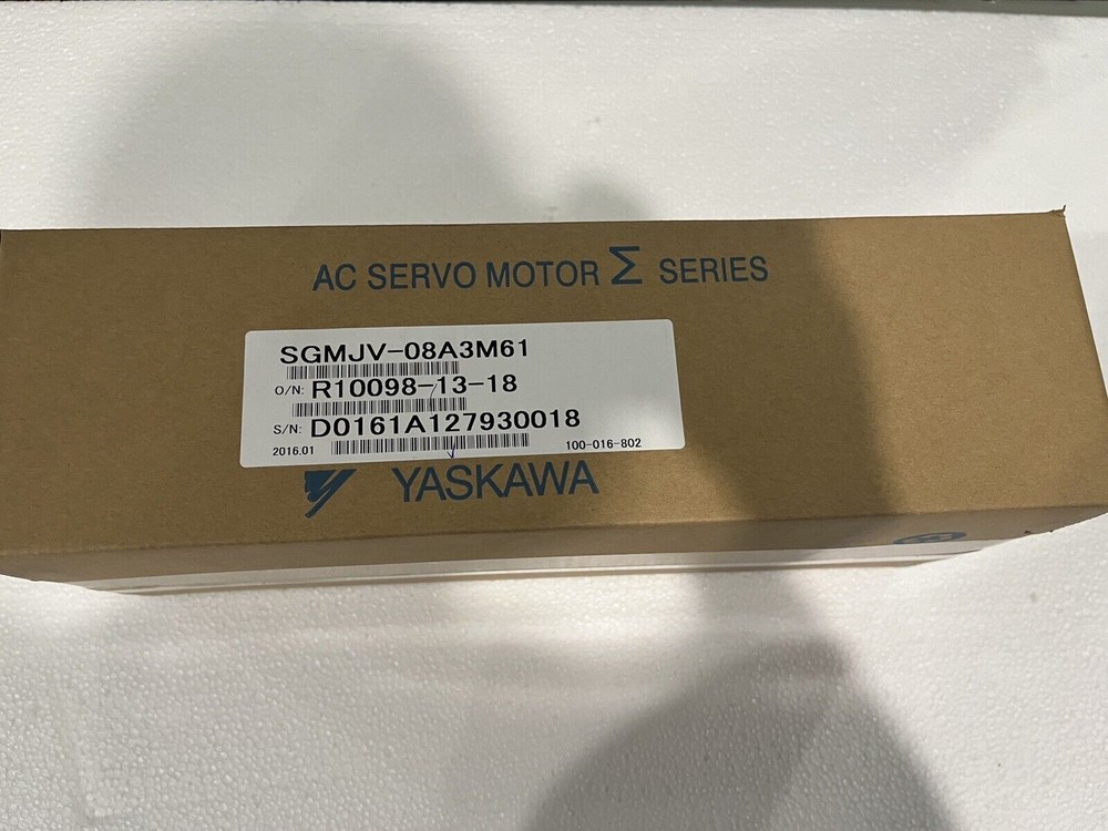 1PC YASKAWA AC SERVO MOTOR SGMJV-08A3M61 NEW