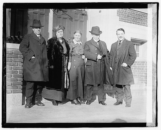 Photo:Unidentified Group,Janaury 1921,1