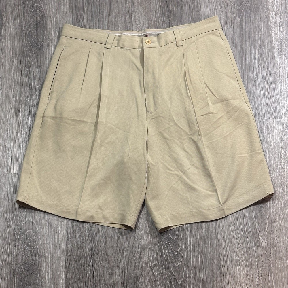 Tommy Bahama Relax Men’s 33 100% Silk Pleated Front Beige Chino Shorts