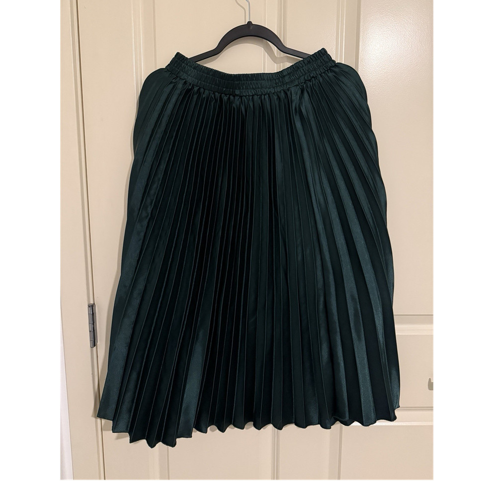 Pleated Midi Skirt Green Satin Elastic Waist Size S