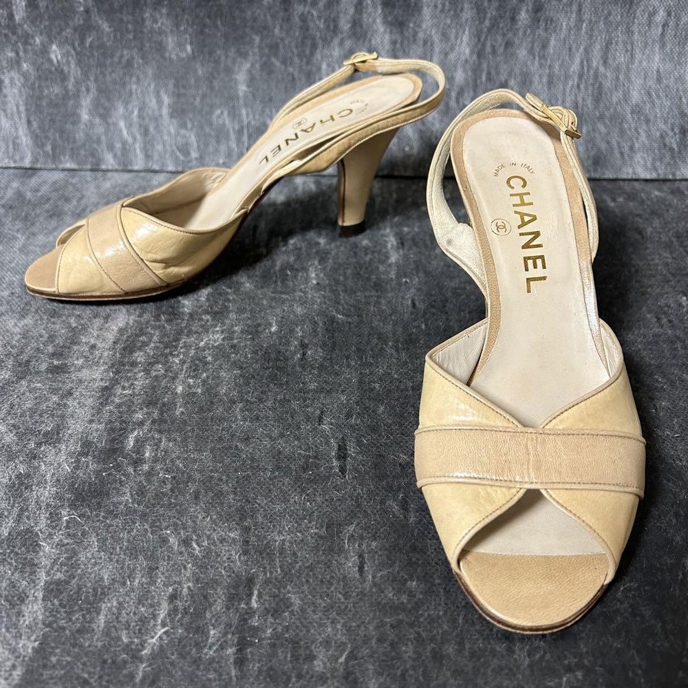 Chanel Authentic Beige Leather Strap Sandals Women's Size 5 Rare