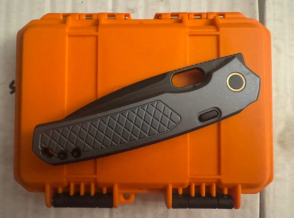 Vosteed Psyop Liner Lock Knife with Black Elmax Blade and Blue Titanium Handle