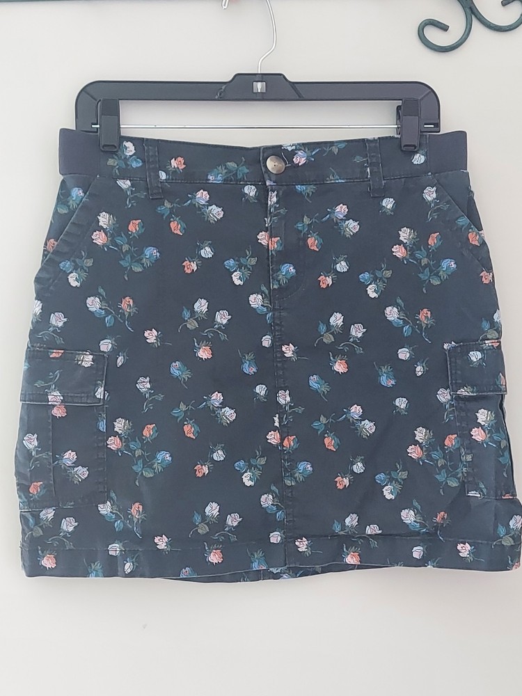 Lee women's Medium Regular Fit Floral Skort Mid Rise Blue Stretch Cotton Blend