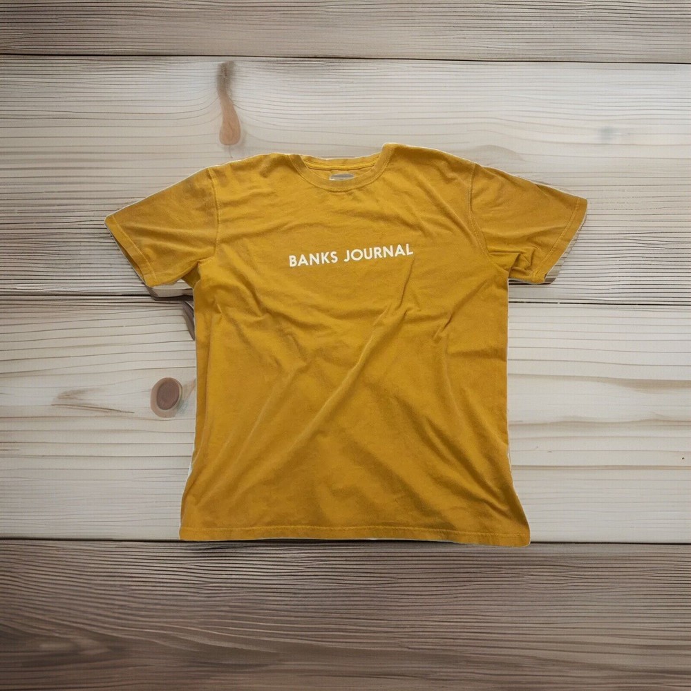 Banks Journal Tee Shirt Yellow size L 100% organic cotton  Mens