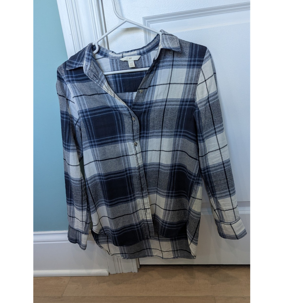 H&M Women's Blue White Plaid Collared Button-Up Long Sleeve Shirt Flannel XS