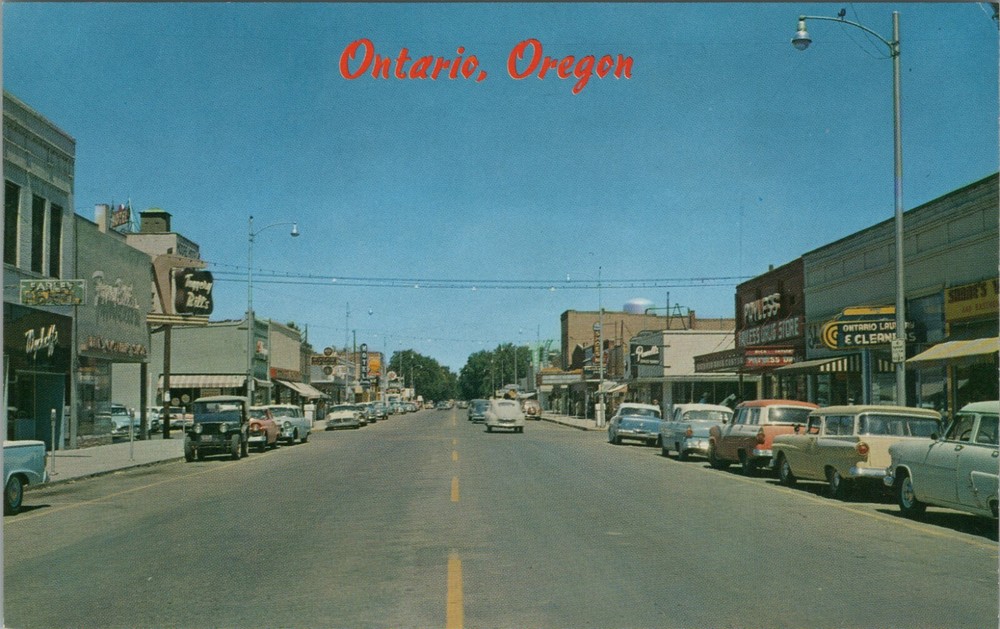 Ontario OR Oregon Street Payless Drugs Cleaners Autos 1950s postcard N263