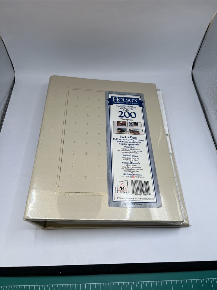 Holson Photo Album Holds 200 Pictures Acid Free 4x6 Photos New Made In USA-image