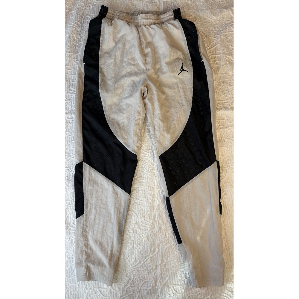 Jordan Sport Jam Men Med Warm Up Pants Off White/Black Nylon Windbreaker Joggers