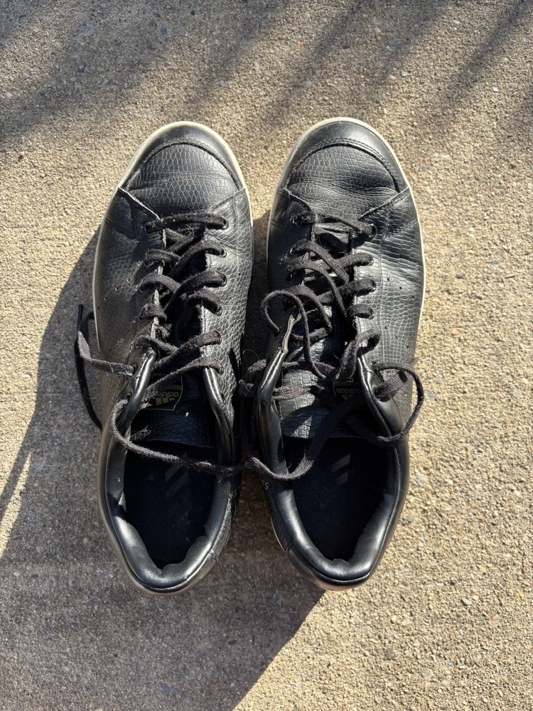 Adidas Black Leather Sneakers Mens (Size 10 1/2) Textured Low Top Casual Shoes