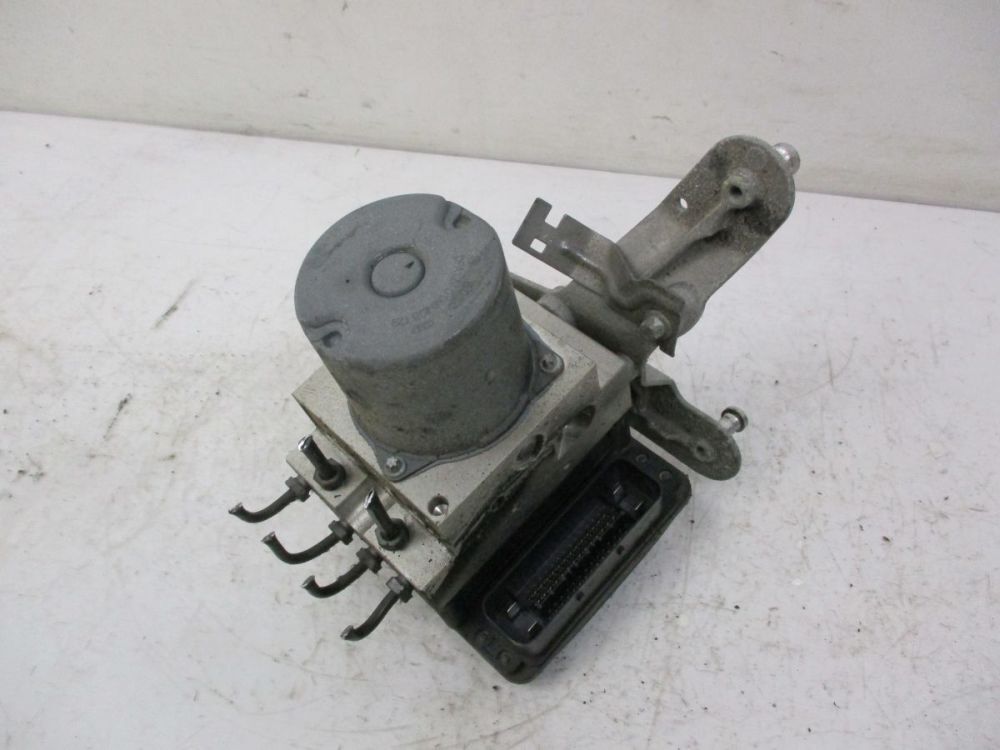 Mercedes CLS ABS Hydraulic Control Unit Hydro Block