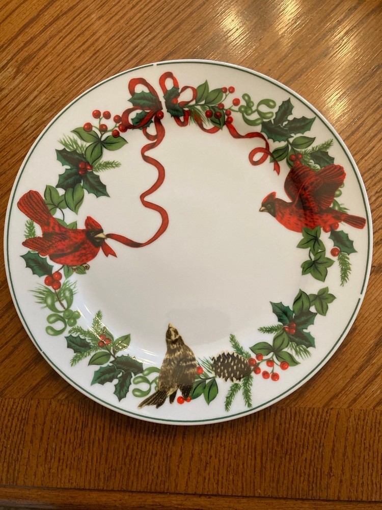 Royal Norfolk Cardinal Christmas Dinner Plate 10.2