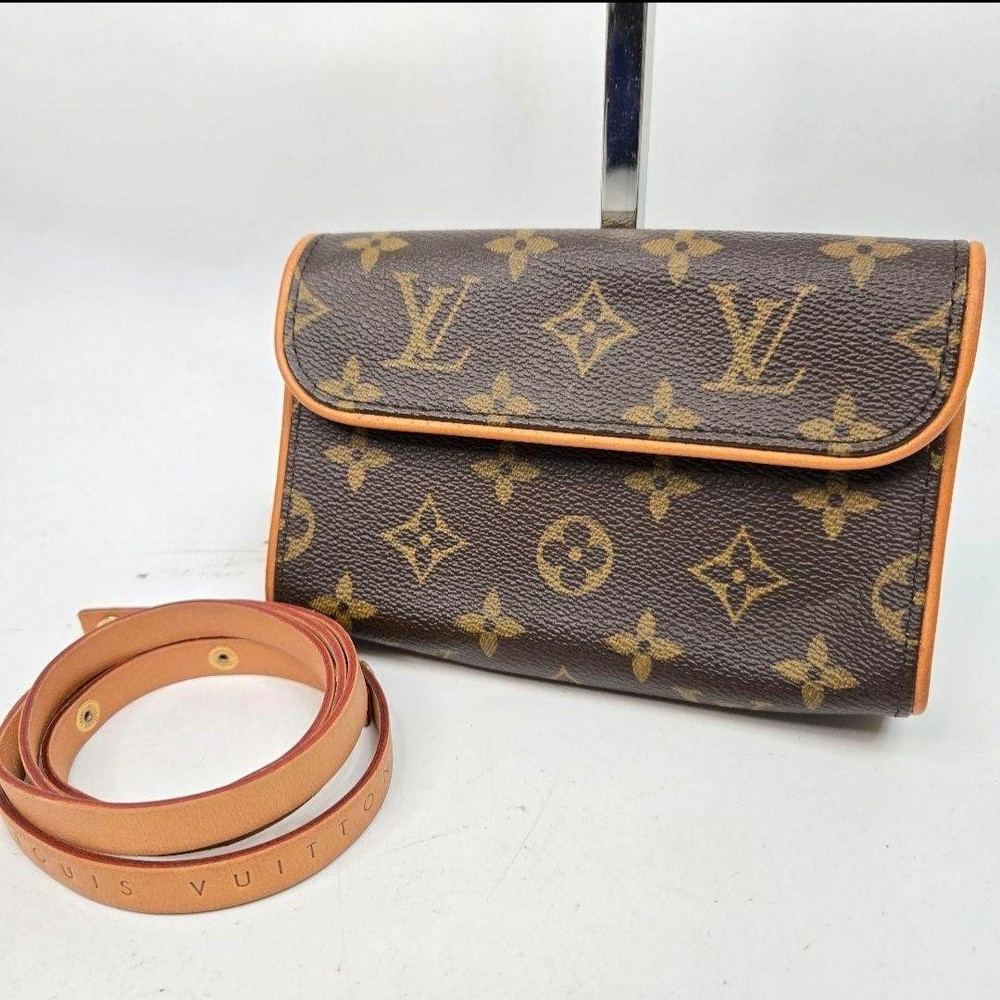 Louis Vuitton Florentine Monogram Pochette Crossbody Bag Used