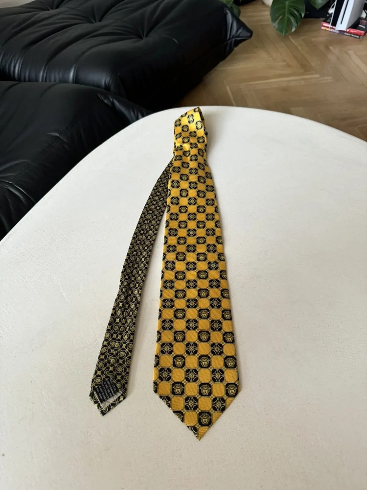 Gianni Versace Tie Vintage 90s Medusa Monogram Designer Rare