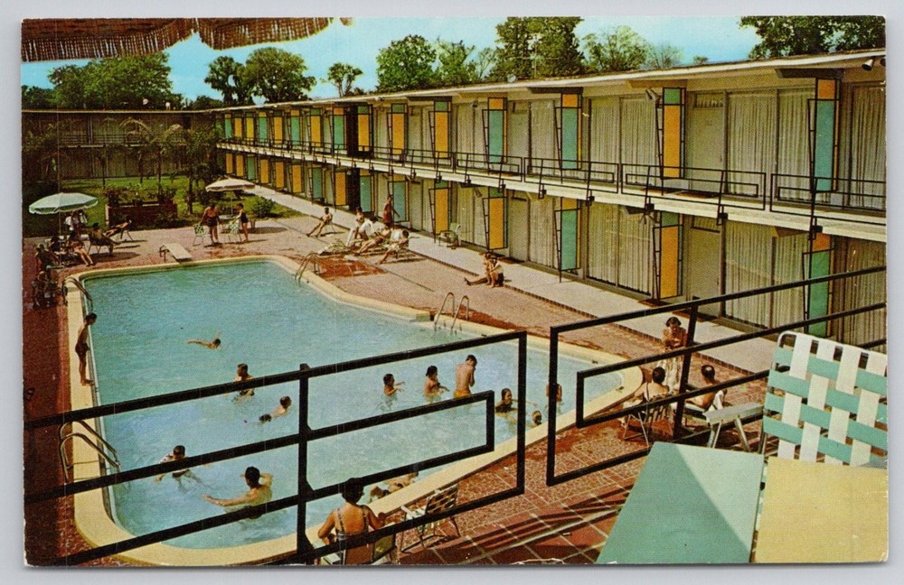 Vintage Holiday Inn New Orleans Metairie LA Swimming Pool Chrome Postcard
