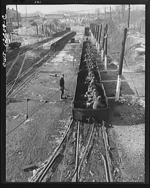 Pittsburgh Pennsylvania 1900s Westland Coal Mine Mantrip Coal Miners Railcars
