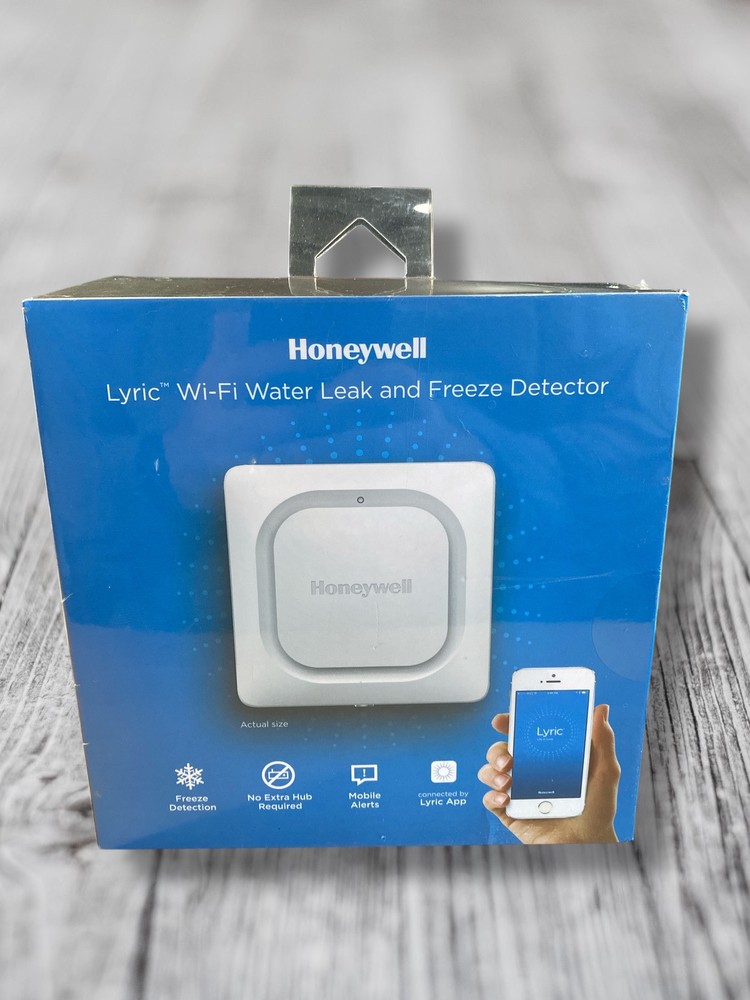 SEALED Honeywell Lyric Wi-Fi Water Leak and Freeze Detector RCHW3610WF1001 NEW
