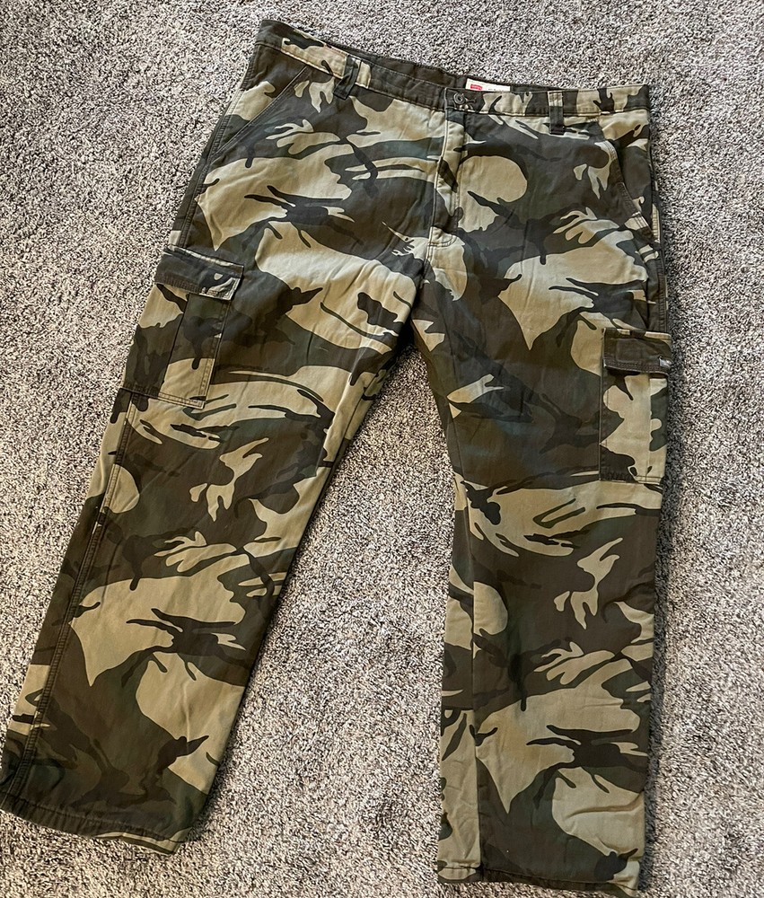 Wrangler Camo cargo Pants Men's 42x30 Fleece Lined relaxed fit  2711 Warm