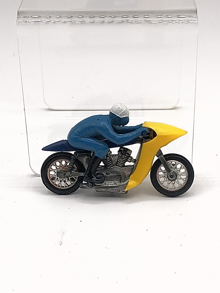 Hot Wheels Redline Rrrumblers RIP Snorter Yellow & Blue With Blue Rider RARE