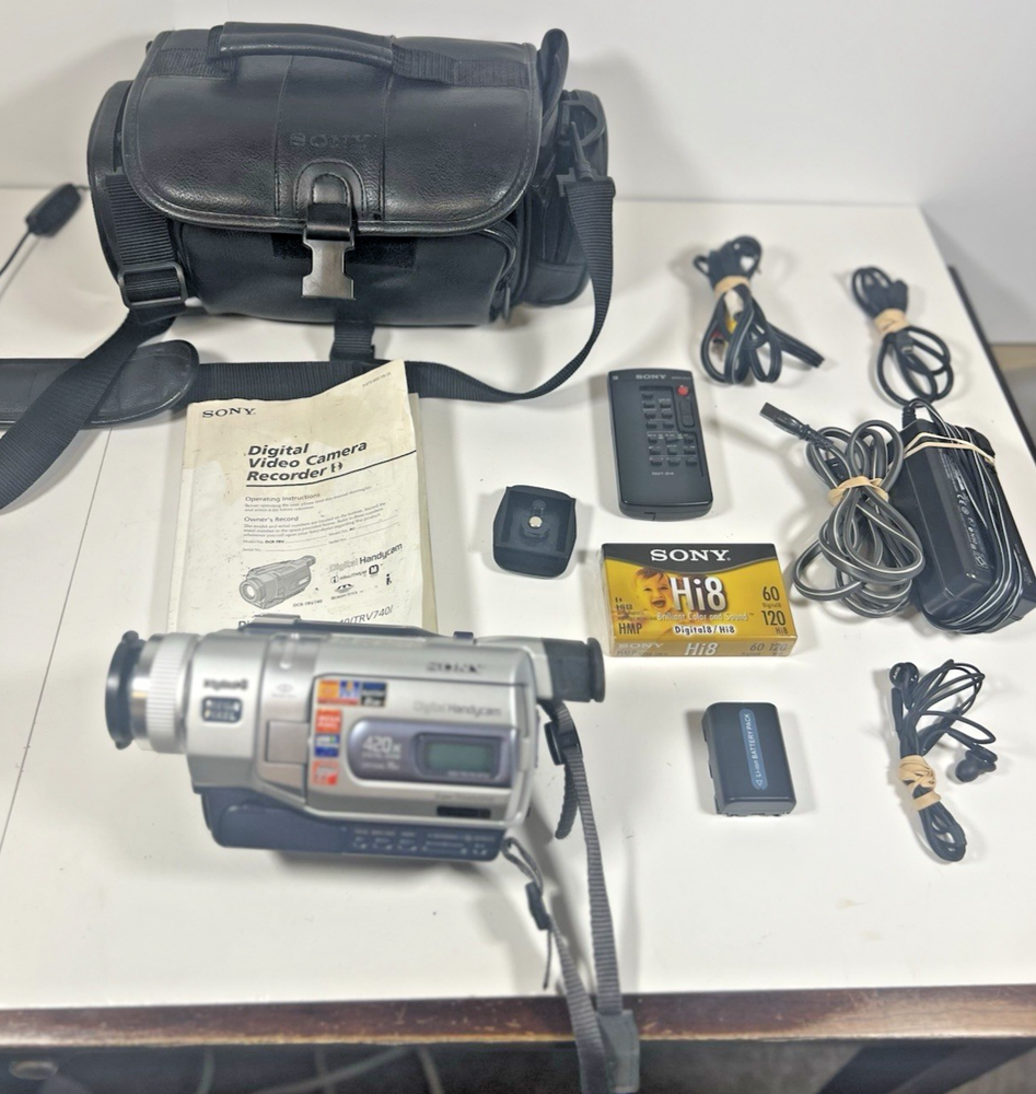 Sony DCR-TRV740 Digital-8 Camcorder Tested & Working 11A