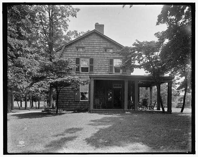 Photo:Port Washington NY Mrs Robert Hoe Jr House 1900s Exterior View
