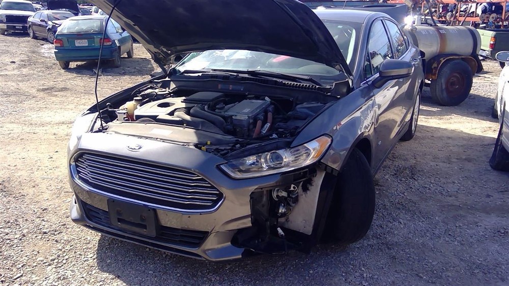 Used Engine Cooling Fan Motor fits: 2014 Ford Fusion fan assembly 2.0L VIN U 8th