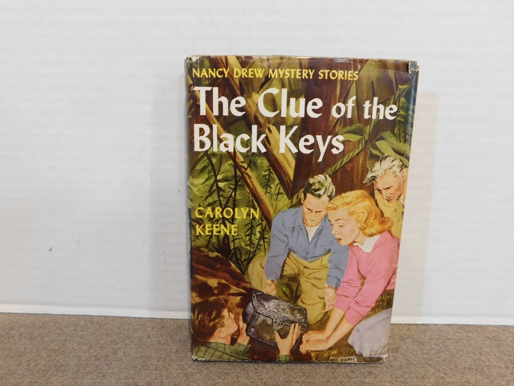 Vintage Nancy Drew Book # 28 