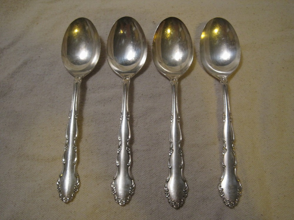 4 Oneida 1881 Rogers Silverplate FLIRTATION 6 3/4
