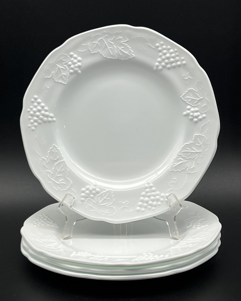 Vintage Colony Harvest Milk Glass Dinner Plates Set Of 4