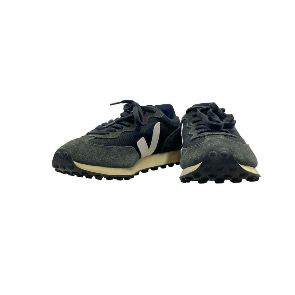 Veja Women's Low-Cut Sneakers Size 26 with Dirt & Fluff on Laces 97f