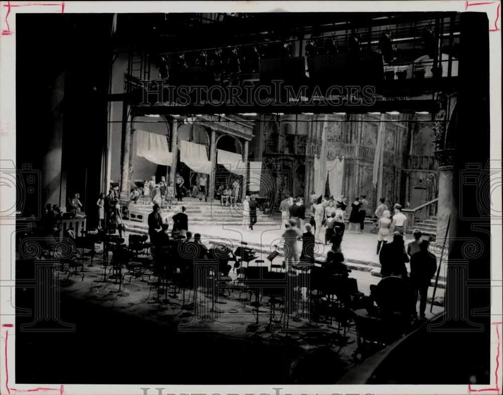 1966 Press Photo Rehearsal of 