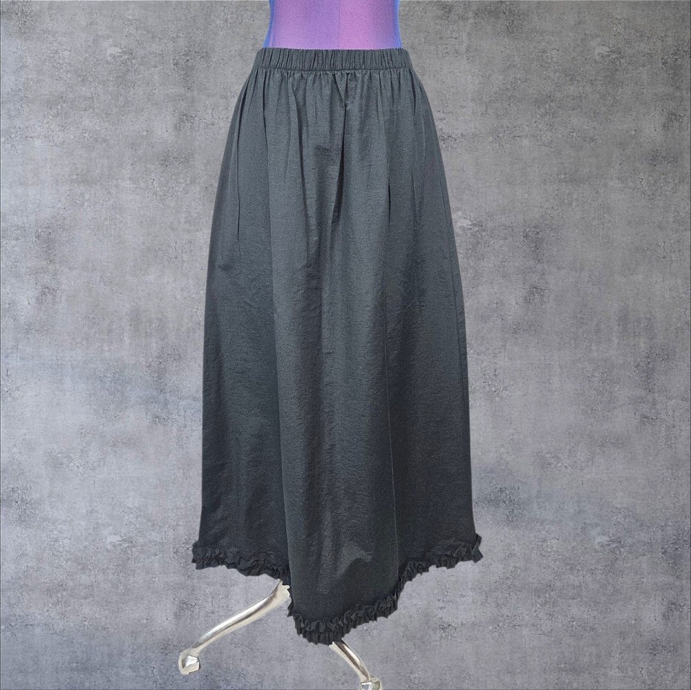 Lilith Black Taffeta Ruffle Petticoat Maxi Skirt for Cosplay Size Small Q25