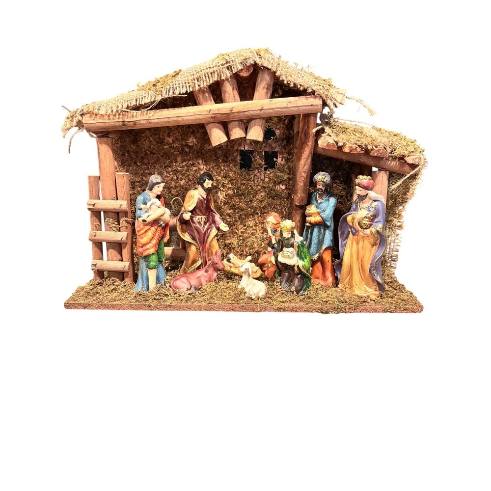 Deluxe Wood Nativity Scene Set in Manger with Baby Jesus Christmas Decor
