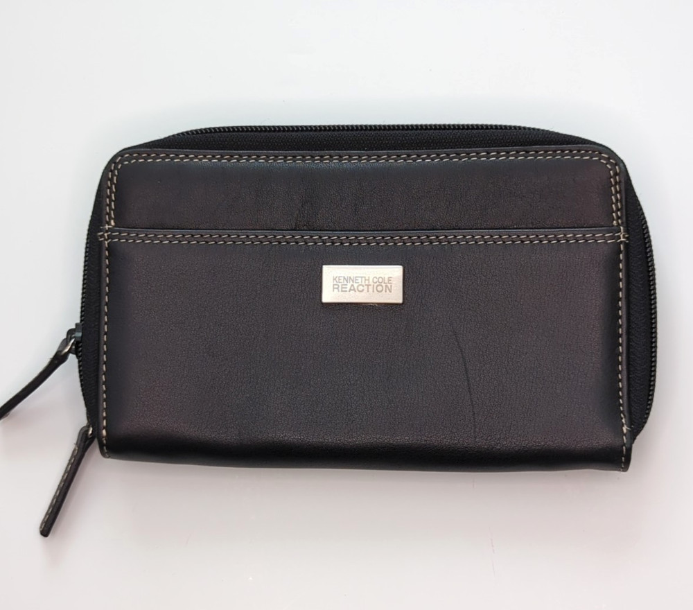 Kenneth Cole Reaction Wallet Genuine Leather Black Zip