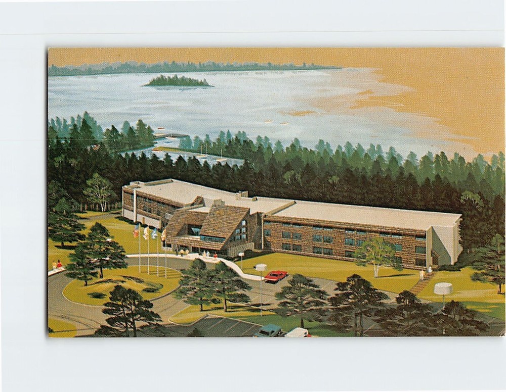 Postcard Radisson Inn Grand Portage Minnesota USA
