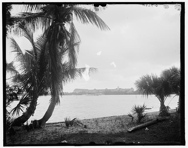Photo:West Palm Beach Fla Royal Poinciana Lake Worth 1900s Hotel View