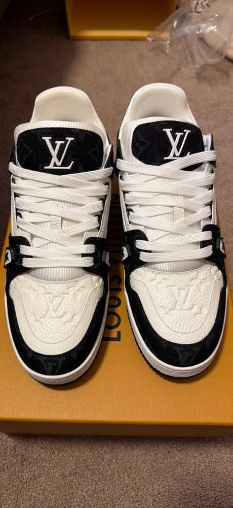 Louis Vuitton Trainers Size 11 unisex