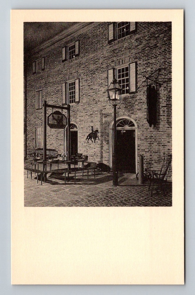 Red Lion, DE-Delaware, East Facade Court Colonial Inn Vintage Postcard