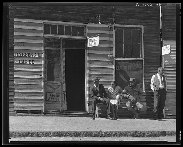Photo:Vicksburg Mississippi 1936 Black Men Outside Barber Shop Storefront