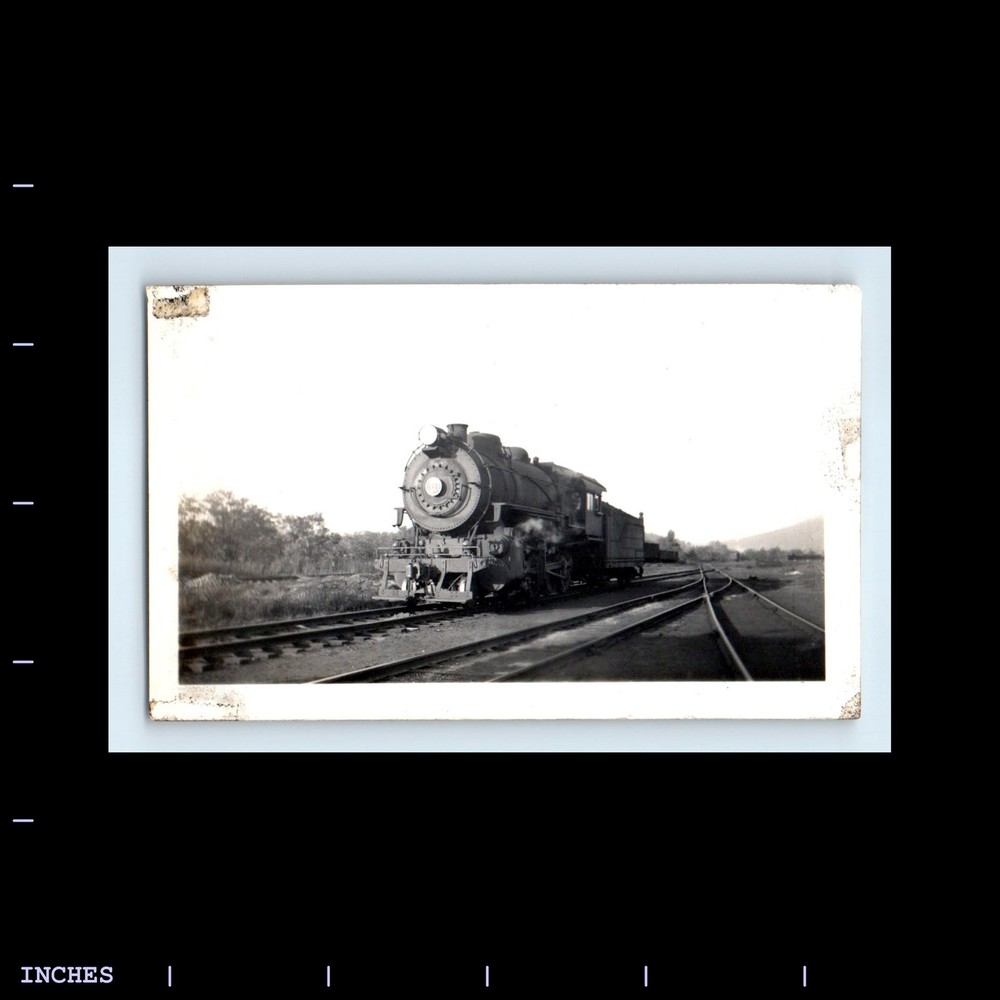 Old Vintage Photo TRAIN ENGINE LOCOMOTIVE RAILROAD TRACKS