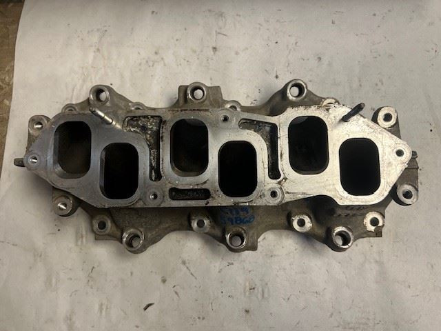 4.0L 6 Cylinder Lower Intake Manifold Fits 2012-2020 NV1500 550844