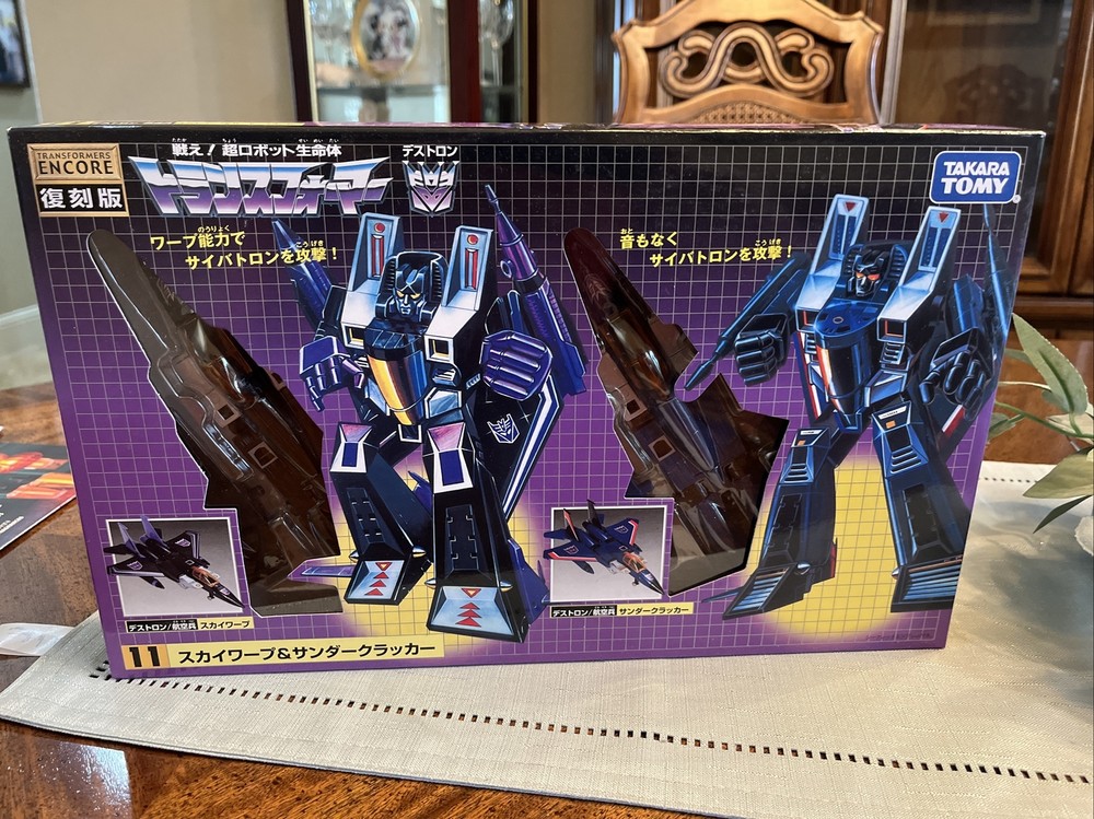 Transformers G1 Thundercracker and Skywarp Takara Tomy Encore 11 Reissue MISB